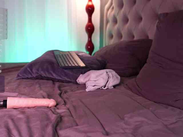 EvaBailey webcam