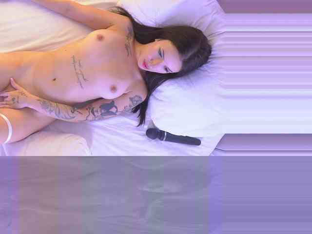 EvaBailey webcam