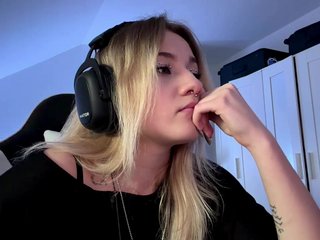 FlippyPippy Porn Show