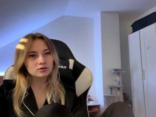 FlippyPippy Porn Show