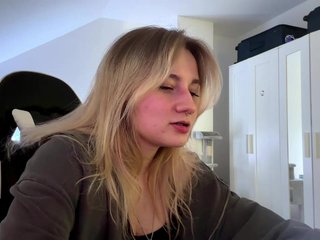 FlippyPippy Porn Show