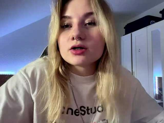 FlippyPippy live cam on BongaCams