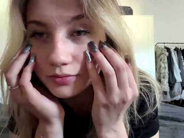 FlippyPippy live webcam show