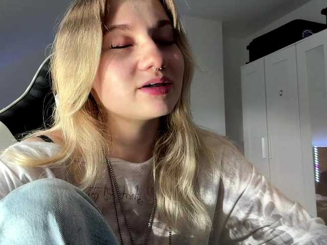 FlippyPippy live cam on BongaCams