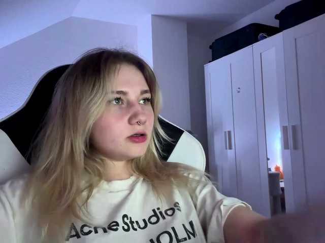 FlippyPippy live cam on BongaCams