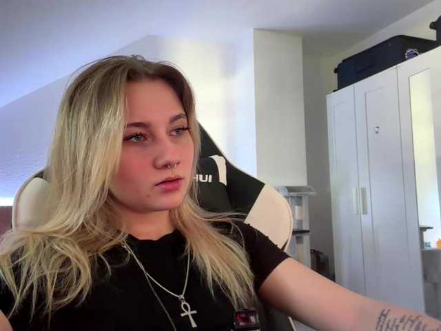 FlippyPippy live cam on BongaCams