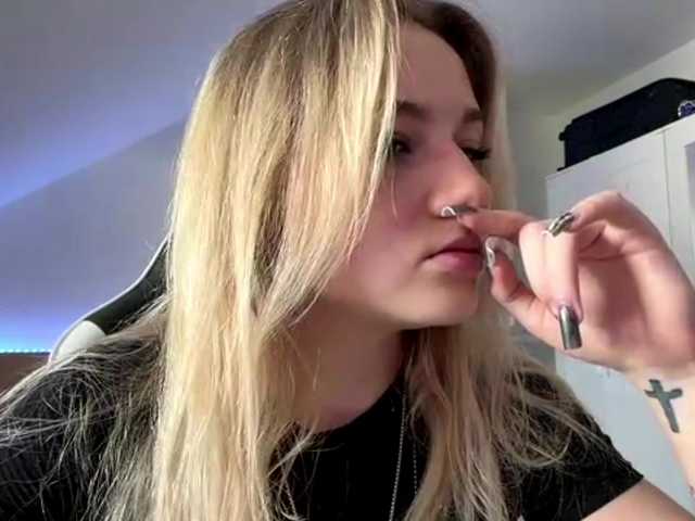 FlippyPippy live cam on BongaCams