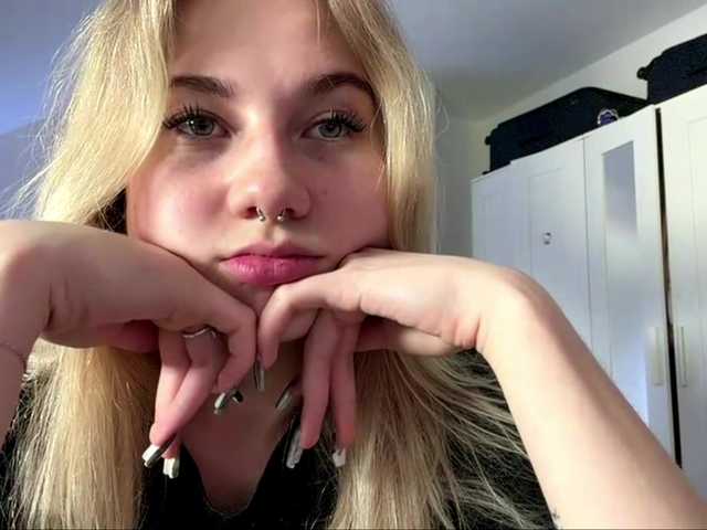FlippyPippy live cam on BongaCams