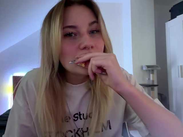 FlippyPippy live cam on BongaCams