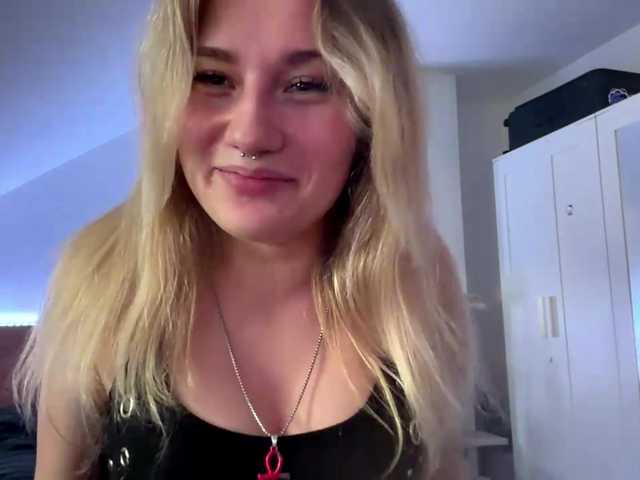 FlippyPippy live cam on BongaCams
