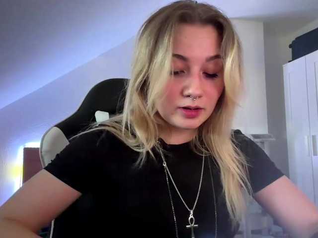 FlippyPippy live cam on BongaCams
