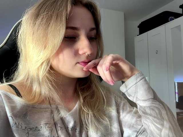 FlippyPippy live cam on BongaCams