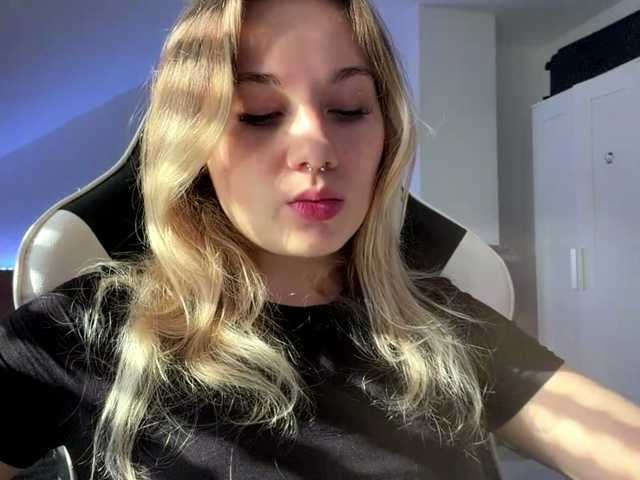 FlippyPippy live cam on BongaCams