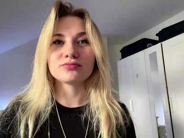 FlippyPippy live cam on BongaCams
