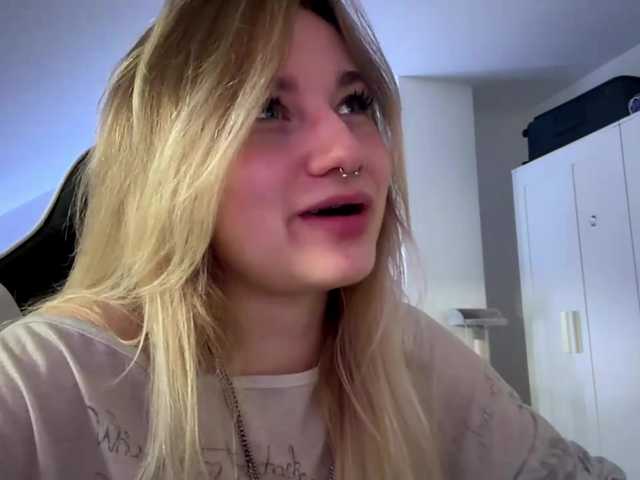 FlippyPippy live cam on BongaCams
