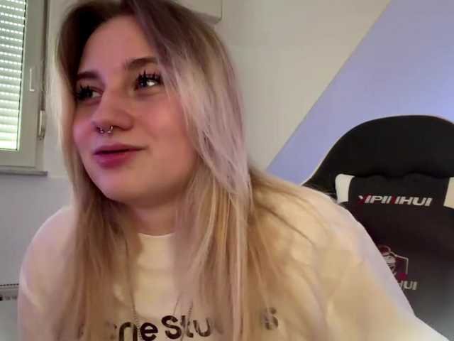 FlippyPippy live cam on BongaCams