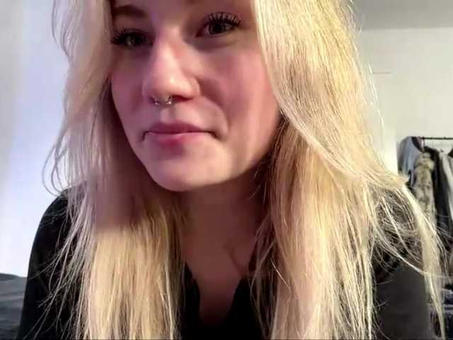 FlippyPippy live webcam show