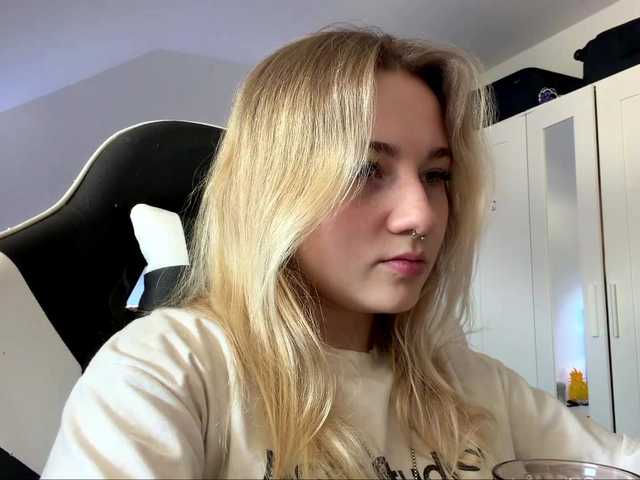 FlippyPippy live webcam show