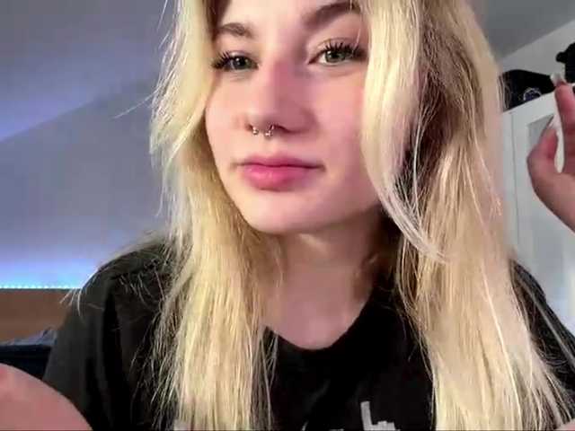 FlippyPippy live webcam show