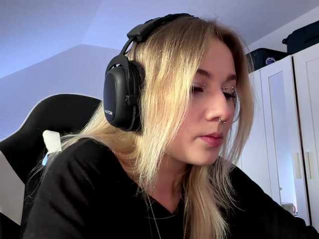 FlippyPippy live cam on BongaCams