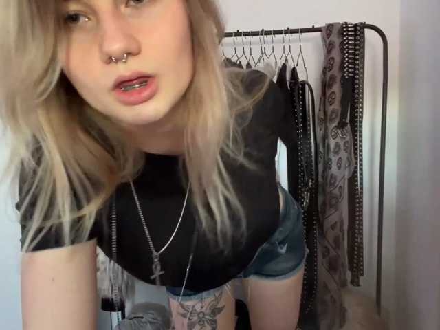 FlippyPippy live cam on BongaCams