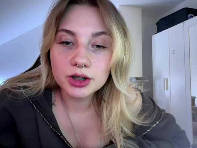 FlippyPippy live cam on BongaCams