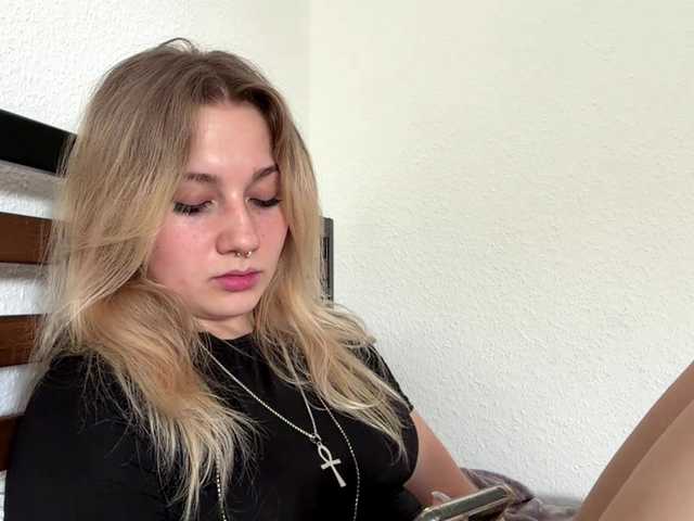 FlippyPippy live cam on BongaCams