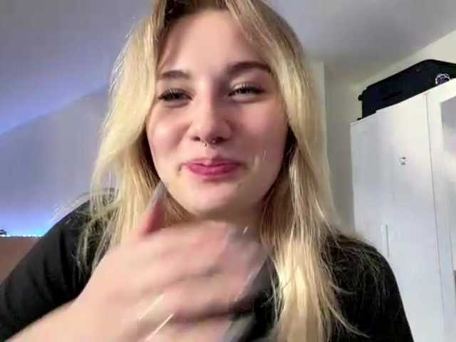 FlippyPippy live cam on BongaCams