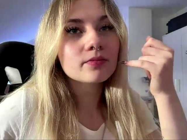 FlippyPippy live cam on BongaCams