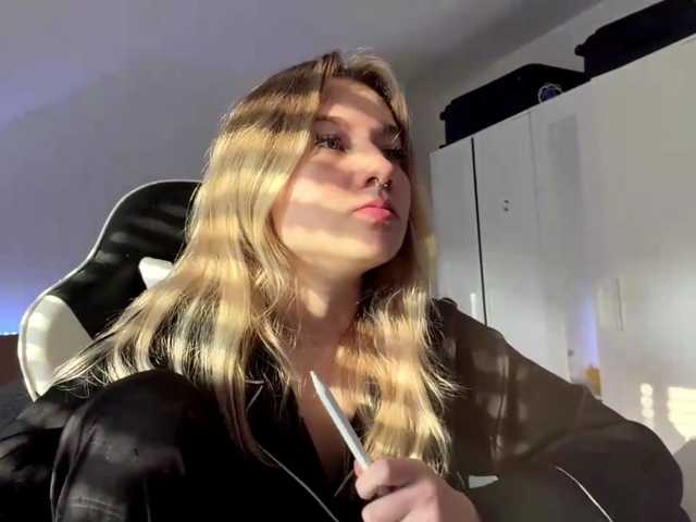 FlippyPippy live cam on BongaCams