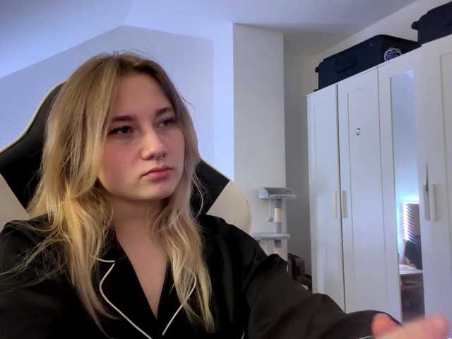 FlippyPippy live cam on BongaCams