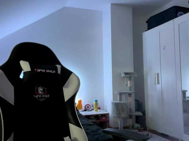 FlippyPippy live cam on BongaCams
