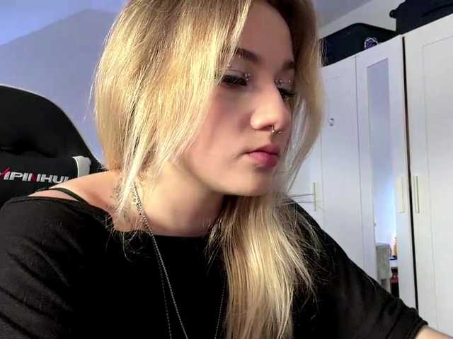 FlippyPippy live cam on BongaCams