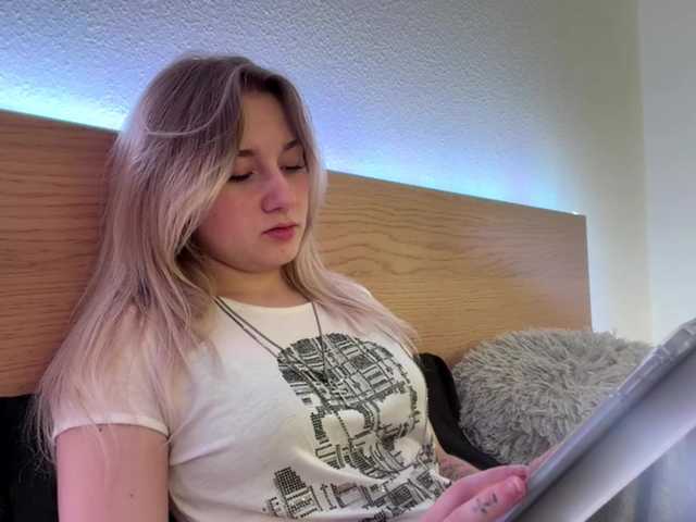FlippyPippy live cam on BongaCams