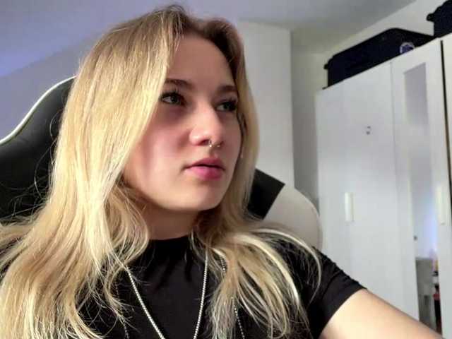 FlippyPippy live cam on BongaCams