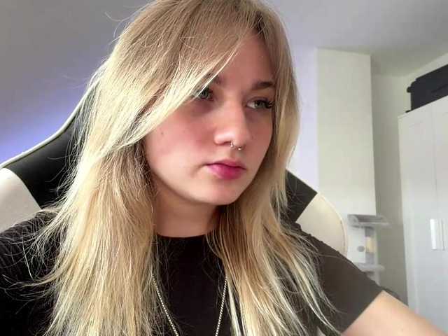 FlippyPippy live cam on BongaCams