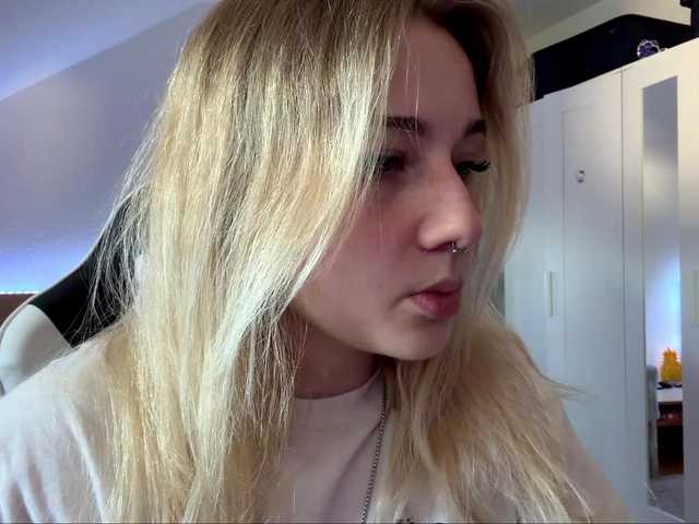 FlippyPippy live webcam show