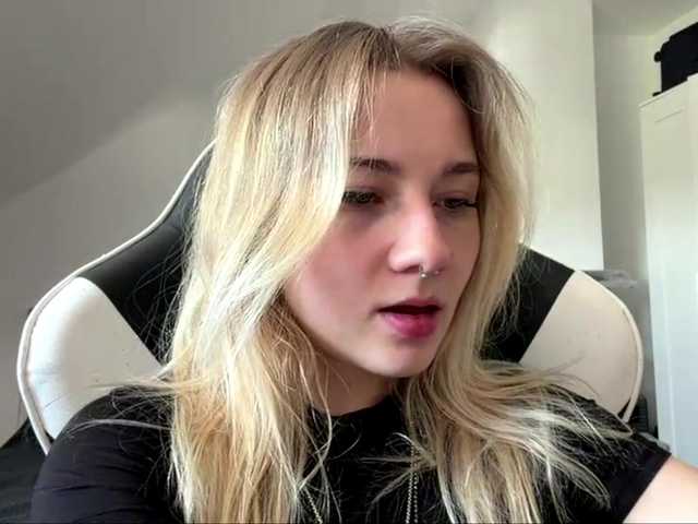 FlippyPippy live webcam show
