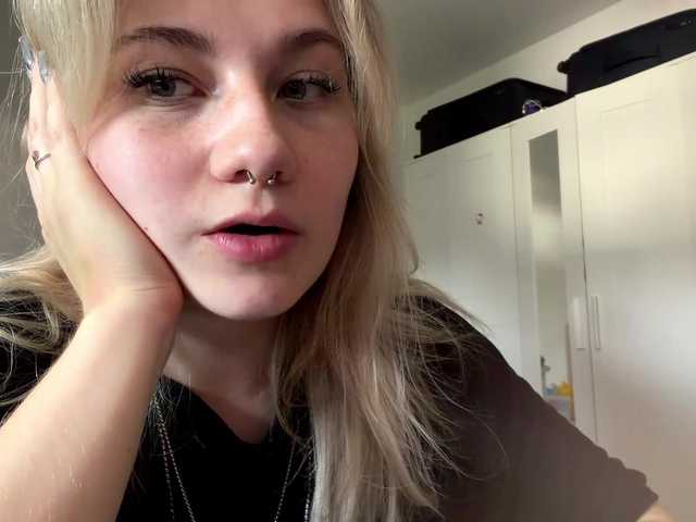 FlippyPippy live webcam show
