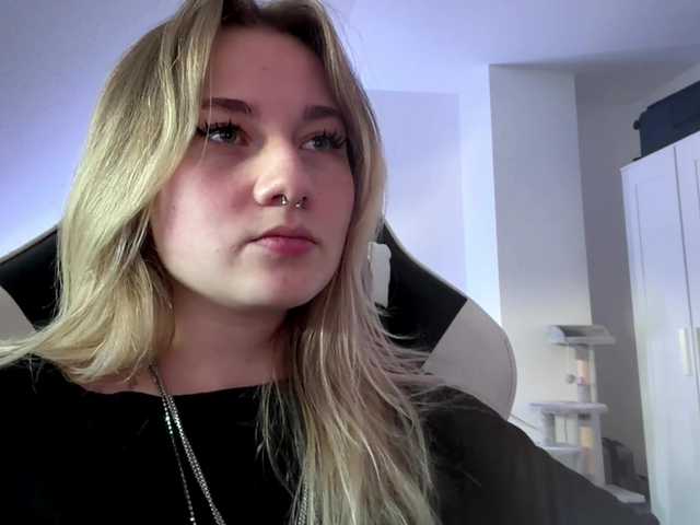 FlippyPippy live cam on BongaCams