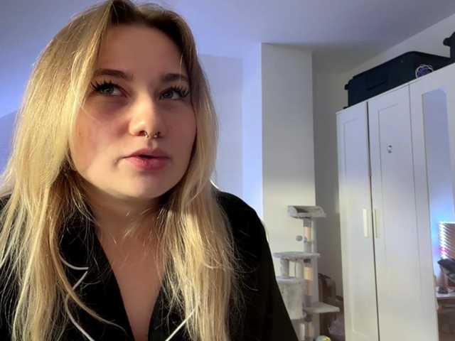 FlippyPippy live cam on BongaCams