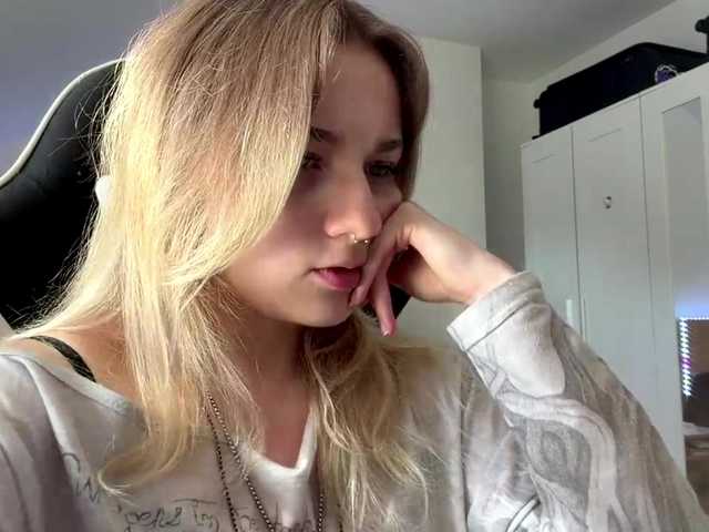 FlippyPippy live cam on BongaCams