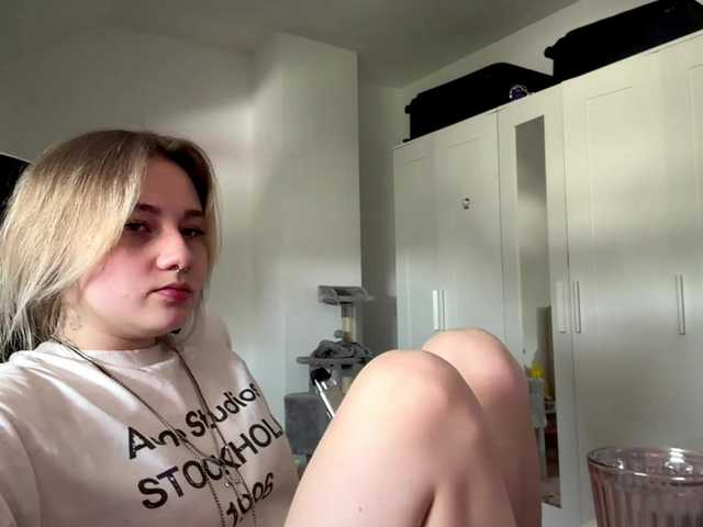 FlippyPippy live cam on BongaCams