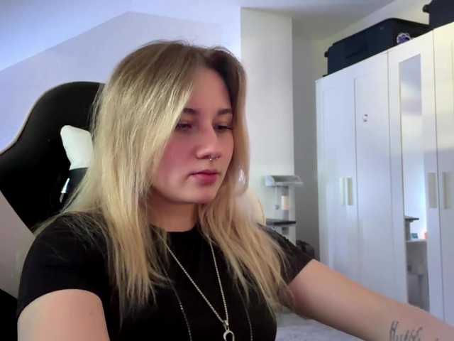 FlippyPippy live cam on BongaCams