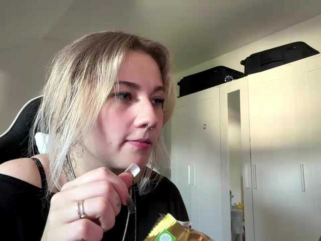 FlippyPippy live webcam show