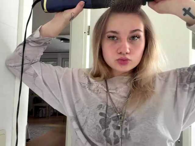 FlippyPippy live cam on BongaCams
