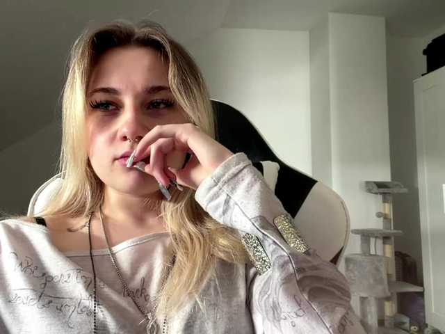 FlippyPippy live cam on BongaCams