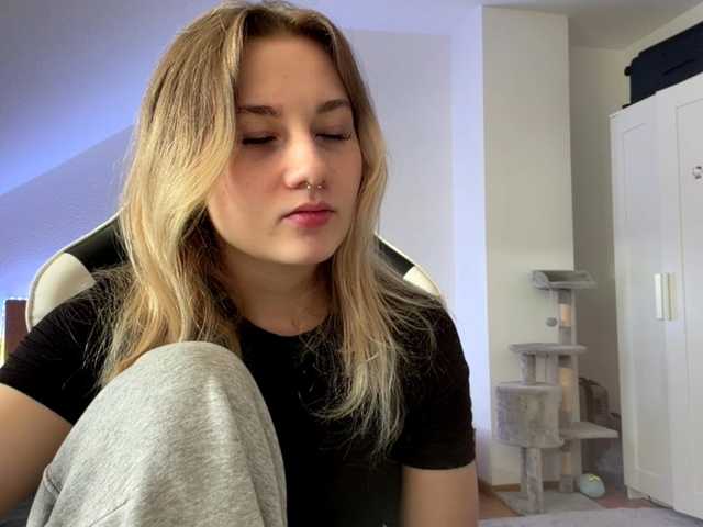 FlippyPippy live cam on BongaCams