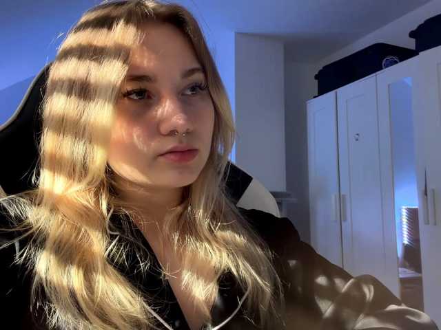 FlippyPippy live cam on BongaCams