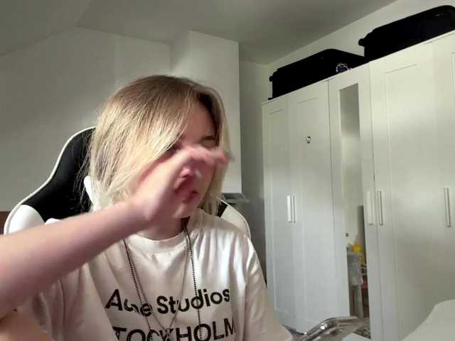 FlippyPippy live cam on BongaCams
